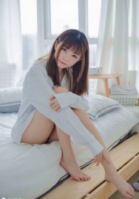 日韩小网站_超清版蓝光版中文字幕包
