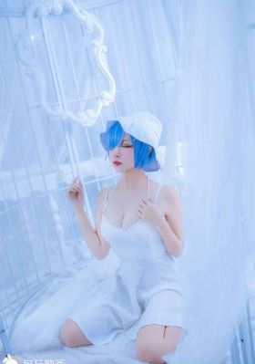 亚洲精品av无码喷奶水网站_DVD高清完整版播放