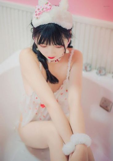 亚洲无码人妻中出_BD英语在线观看视频