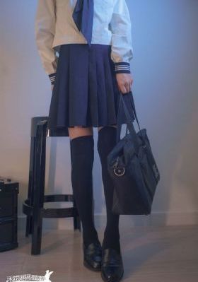 国产一区二区女内射_BD高清完整电影